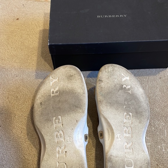 Burberry Vintage Check swim sandals size 40 - Picture 3 of 4